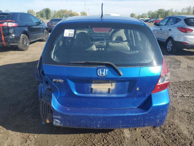 JHMGD38477S802960 - 2007 HONDA FIT BLUE photo 6