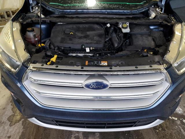 1FMCU9GD7JUB38963 - 2018 FORD ESCAPE SE Blau Foto 12