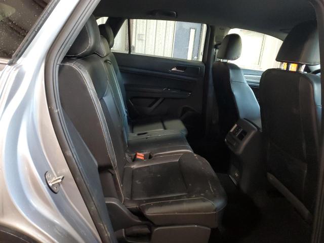 1V21E2CA8LC216749 - 2020 VOLKSWAGEN ATLAS CROS SE Gris photo 11