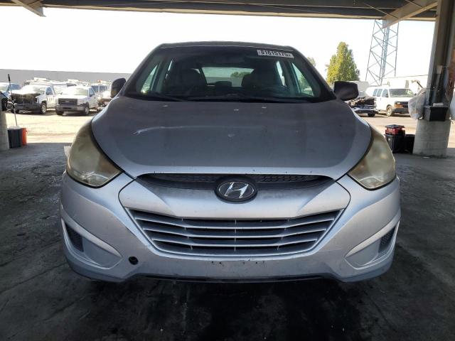 KM8JT3AB9DU698955 - 2013 HYUNDAI TUCSON GL SILVER photo 5