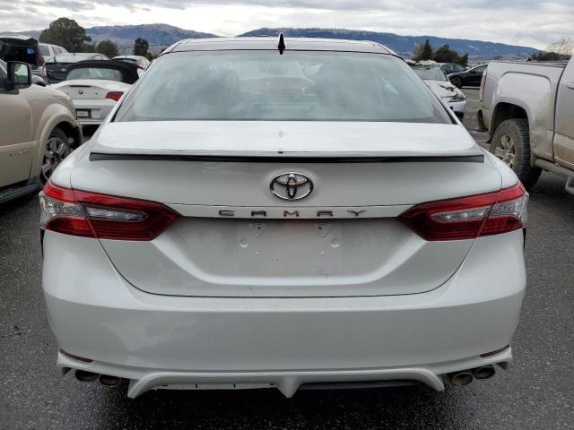 4T1B61HK6KU172639 - 2019 TOYOTA CAMRY XSE WHITE photo 6