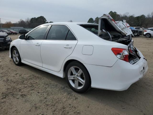 4T1BF1FK3EU340230 - 2014 TOYOTA CAMRY L WHITE photo 2