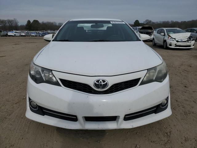 4T1BF1FK3EU340230 - 2014 TOYOTA CAMRY L WHITE photo 5