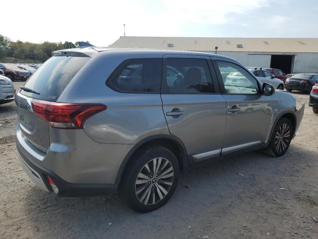 JA4AZ3A39LZ045355 - 2020 MITSUBISHI OUTLANDER SE GRAY photo 3