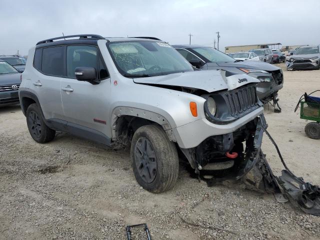 ZACCJBCB5JPG61926 - 2018 JEEP RENEGADE TRAILHAWK SILVER photo 4