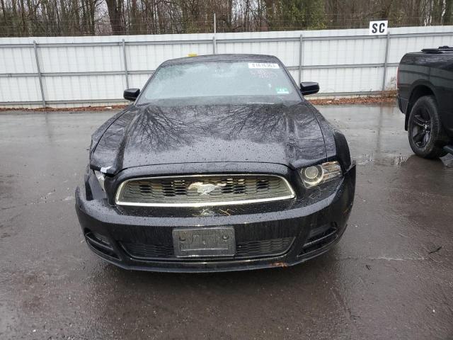 1ZVBP8AM7D5258686 - 2013 FORD MUSTANG BLACK photo 5