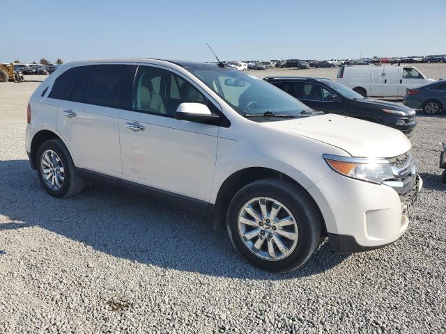 2FMDK3JC7BBB46530 - 2011 FORD EDGE SEL WHITE photo 4