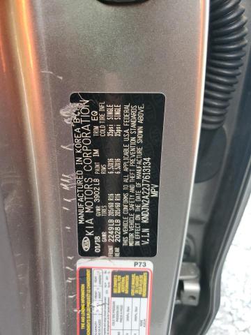 KNDJN2A22J7613134 - 2018 KIA SOUL Сұр фото 12