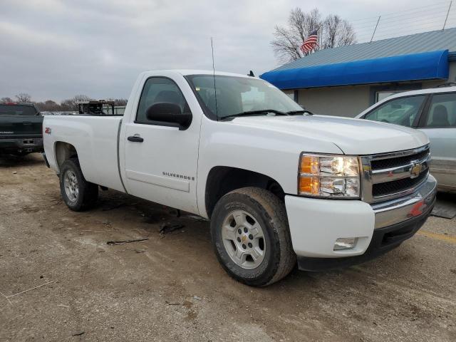 1GCEK14038Z239226 - 2008 CHEVROLET SILVERADO K1500 WHITE photo 4