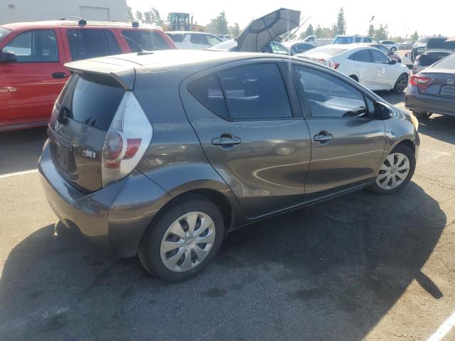 JTDKDTB37E1560850 - 2014 TOYOTA PRIUS C ვერცხლისფერი ფოტო 3