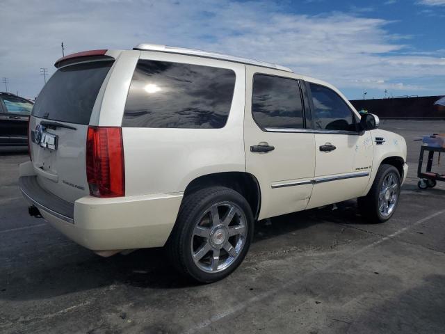1GYEC63858R149460 - 2008 CADILLAC ESCALADE LUXURY Blanco foto 3