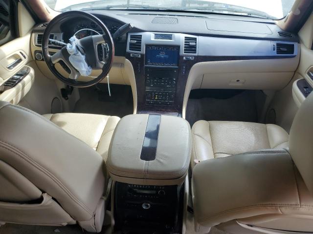1GYEC63858R149460 - 2008 CADILLAC ESCALADE LUXURY Blanco foto 8