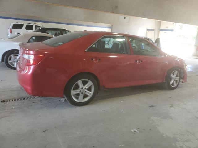 4T1BF1FK8CU561965 - 2012 TOYOTA CAMRY BASE RED photo 3