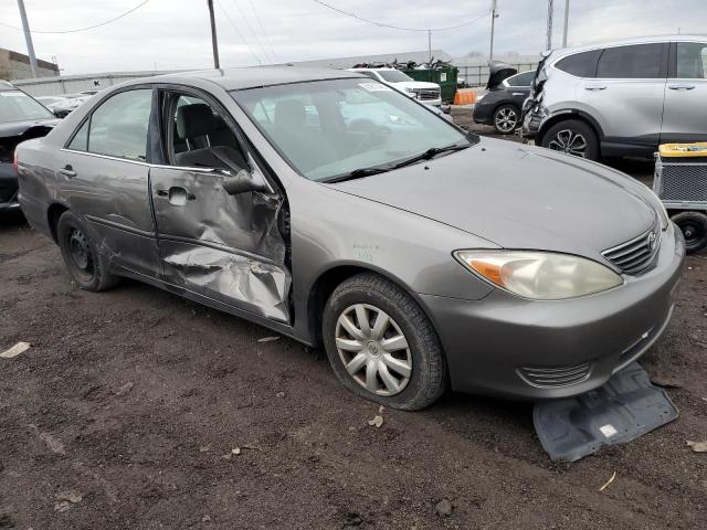 4T1BE30K65U513648 - 2005 TOYOTA CAMRY LE GRAY photo 4
