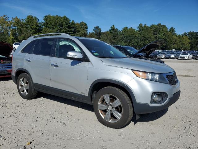 5XYKUDA26DG354609 - 2013 KIA SORENTO EX SILVER photo 4