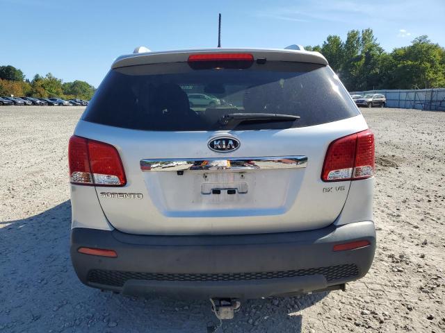 5XYKUDA26DG354609 - 2013 KIA SORENTO EX SILVER photo 6
