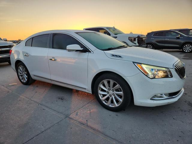 1G4GB5G31FF152280 - 2015 BUICK LACROSSE WHITE photo 4