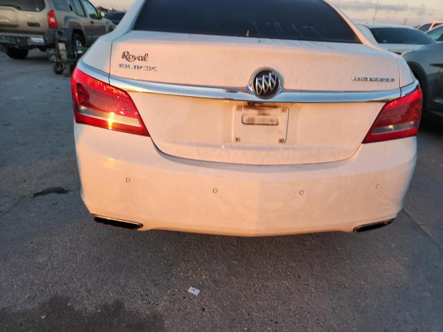 1G4GB5G31FF152280 - 2015 BUICK LACROSSE WHITE photo 6