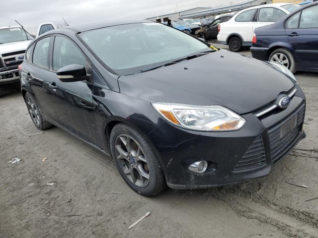 1FADP3K20DL234548 - 2013 FORD FOCUS SE BLACK photo 4