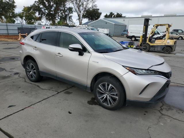 JTEAAAAH8MJ083300 - 2021 TOYOTA VENZA LE GRAY photo 4