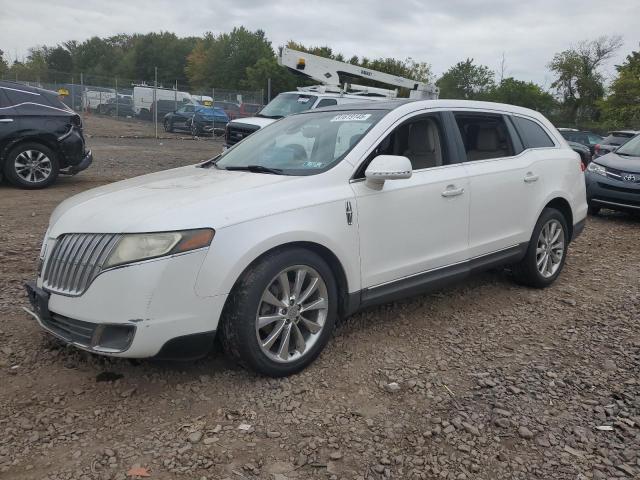 2010 LINCOLN MKT, 