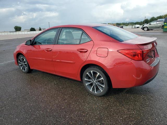 2T1BURHE8HC837596 - 2017 TOYOTA COROLLA L RED photo 2