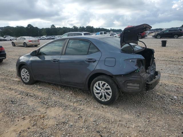 5YFBURHE3JP779922 - 2018 TOYOTA COROLLA L გრაფიტი ფოტო 2