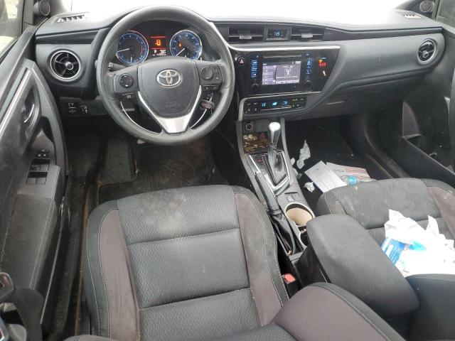 5YFBURHE3JP779922 - 2018 TOYOTA COROLLA L გრაფიტი ფოტო 8