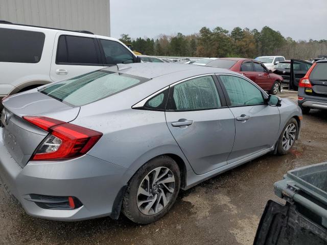 2HGFC2F71JH513984 - 2018 HONDA CIVIC EX SILVER photo 3