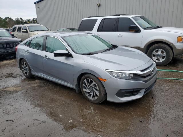 2HGFC2F71JH513984 - 2018 HONDA CIVIC EX SILVER photo 4