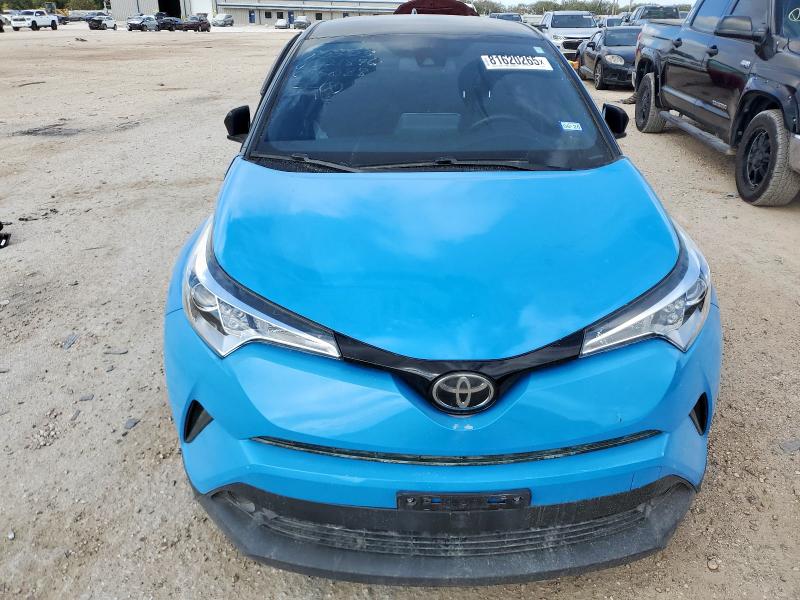 JTNKHMBX0K1055088 - 2019 TOYOTA C-HR XLE BLUE photo 5