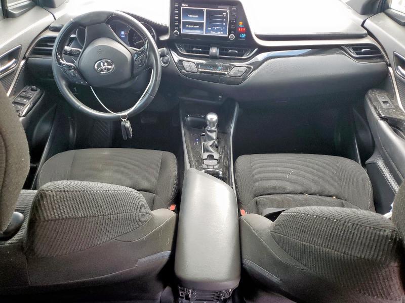 JTNKHMBX0K1055088 - 2019 TOYOTA C-HR XLE BLUE photo 8