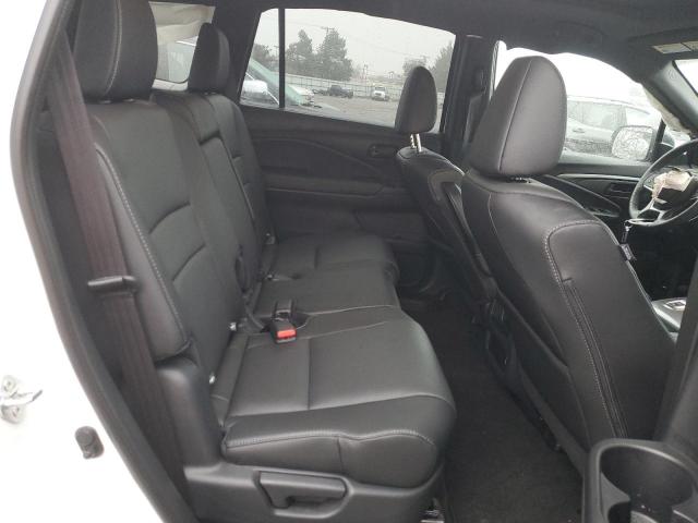 5FNYF8H55PB011149 - 2023 HONDA PASSPORT EXL WHITE photo 10