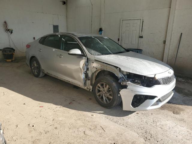 5XXGT4L32KG339055 - 2019 KIA OPTIMA LX Gümüş foto 4