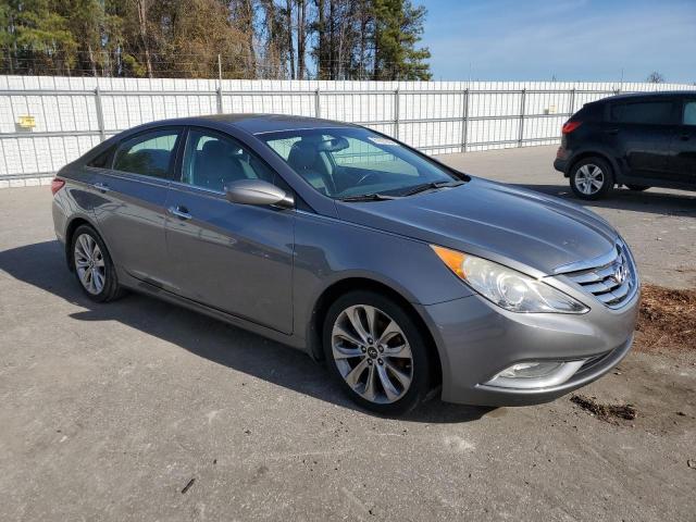 5NPEC4AC6DH659867 - 2013 HYUNDAI SONATA SE GRAY photo 4