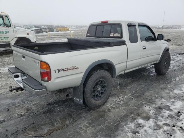 5TEWN72N6YZ696002 - 2000 TOYOTA TACOMA XTRACAB SILVER photo 3