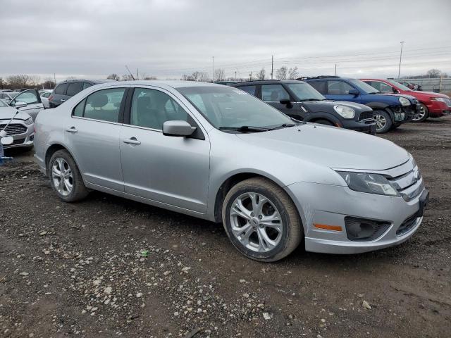 3FAHP0HA3CR241637 - 2012 FORD FUSION SE SILVER photo 4