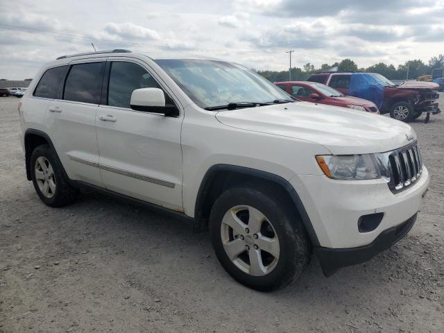 1J4RR4GT4BC625310 - 2011 JEEP GRAND CHEROKEE LAREDO Սպիտակ լուսանկար 4