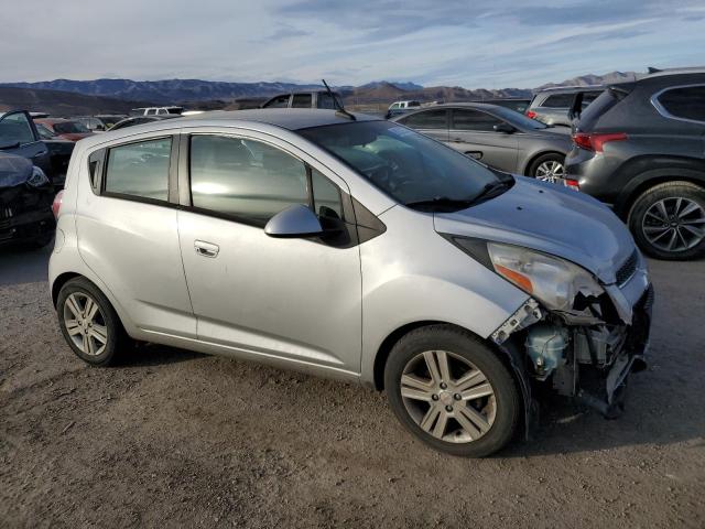 KL8CD6S94EC534939 - 2014 CHEVROLET SPARK 1LT SILVER photo 4