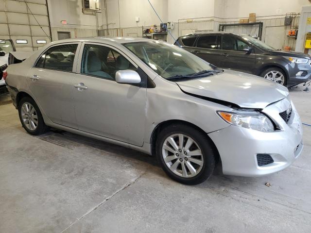 1NXBU40E89Z149256 - 2009 TOYOTA COROLLA BASE SILVER photo 4