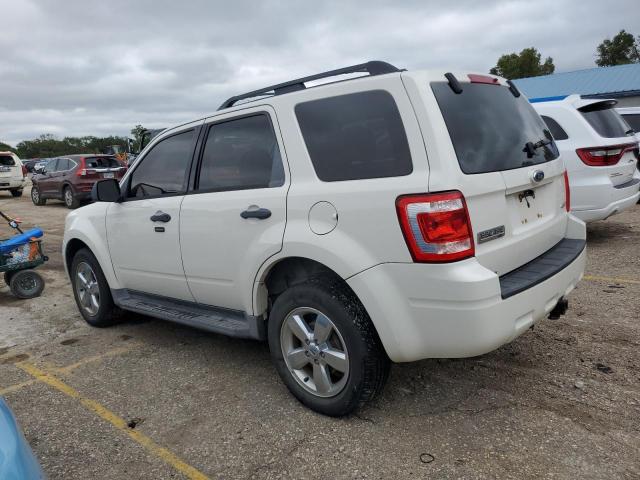 1FMCU93G39KB03814 - 2009 FORD ESCAPE XLT WHITE photo 2