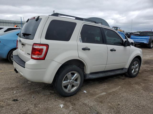 1FMCU93G39KB03814 - 2009 FORD ESCAPE XLT WHITE photo 3