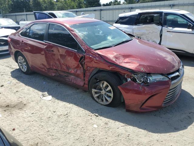 4T1BF1FK4HU727437 - 2017 TOYOTA CAMRY LE RED photo 4