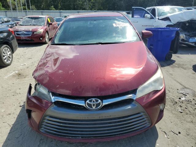 4T1BF1FK4HU727437 - 2017 TOYOTA CAMRY LE RED photo 5