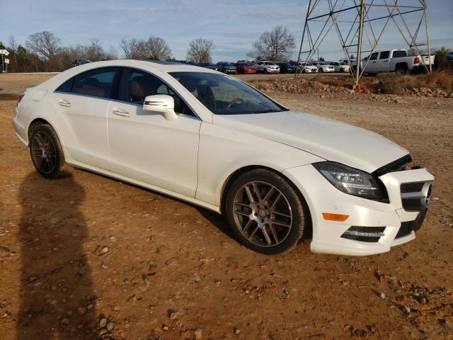 WDDLJ7DB4DA078172 - 2013 MERCEDES-BENZ CLS 550 WHITE photo 4