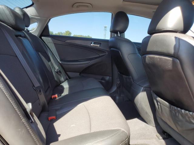 5NPEC4AB5CH423572 - 2012 HYUNDAI SONATA SE RED photo 10