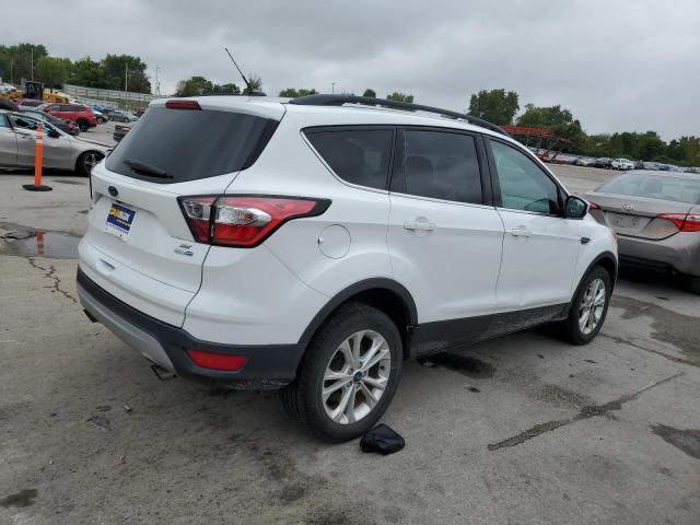 1FMCU9GD3JUC90769 - 2018 FORD ESCAPE SE WHITE photo 3