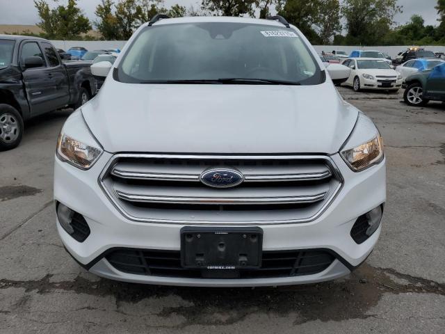 1FMCU9GD3JUC90769 - 2018 FORD ESCAPE SE WHITE photo 5