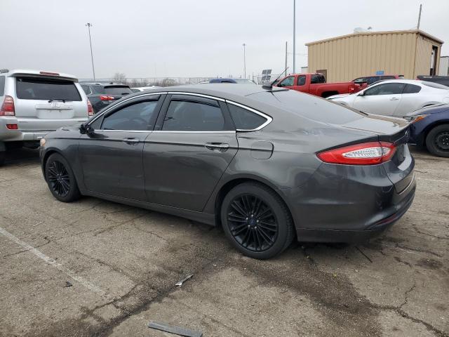 3FA6P0HD1GR132133 - 2016 FORD FUSION SE GRAY photo 2