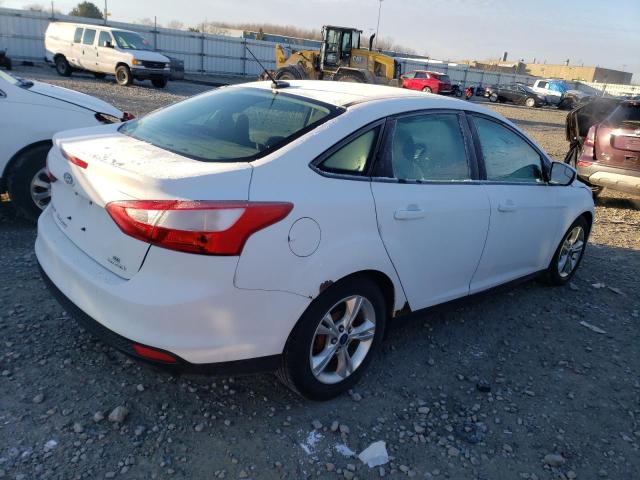 1FADP3F20EL177165 - 2014 FORD FOCUS SE WHITE photo 3